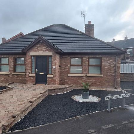 Millhouse Cottage A Luxury 3 Bed Bungalow Antrim Extérieur photo